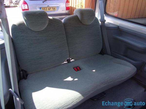 Renault Twingo 1.2 16V PRIVILEGE