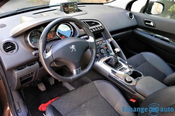 PEUGEOT 3008 3008 1.6 HDi 115 Allure