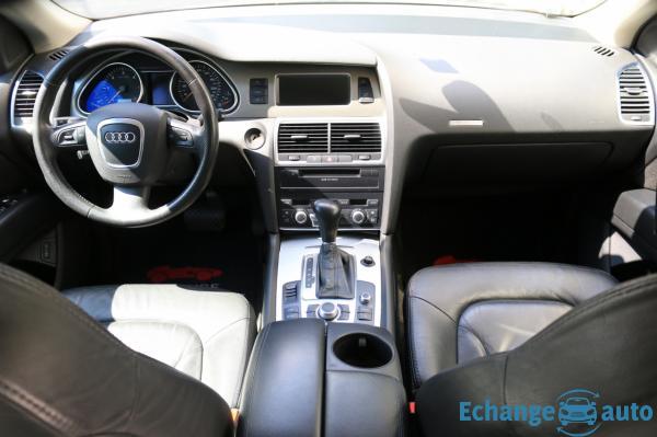 AUDI Q7 Q7 3.0 V6 TDI 240 Ambiente Quattro Tiptronic 