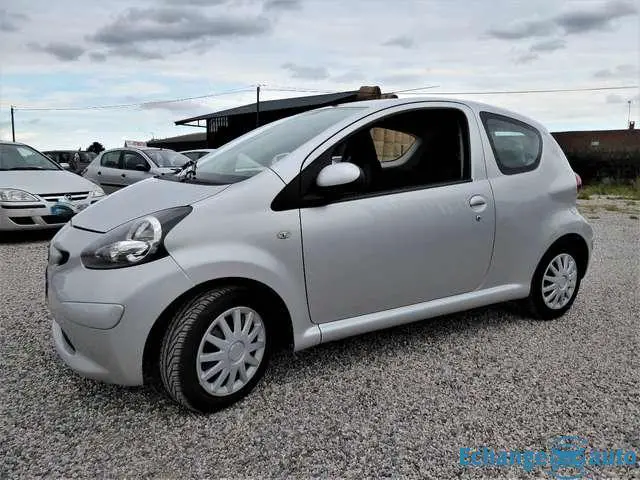 Toyota Aygo 1.0 VVT-i 165255Km 1500€