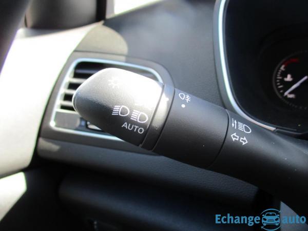 Renault Mégane IV Berline Blue dCi 115 EDC Intens