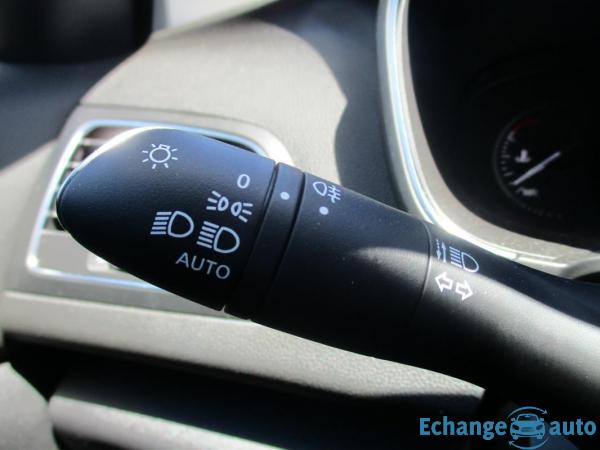 Renault Mégane IV Berline Blue dCi 115 EDC Intens