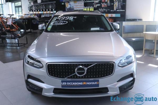 Volvo V90 Cross Country D5 AWD 235 ch Geartronic A