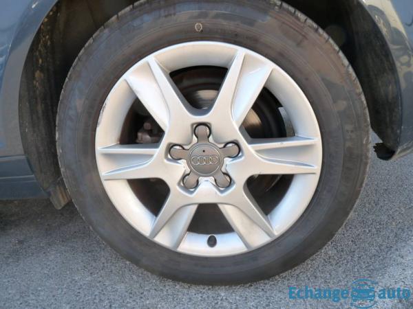 Audi A3 (2) 1.6 TDI 105 Ambiente