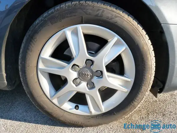 Audi A3 (2) 1.6 TDI 105 Ambiente