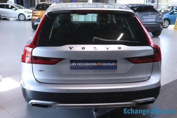 Volvo V90 Cross Country D5 AWD 235 ch Geartronic A