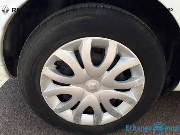 Renault Clio IV SOCIETE DCI 90 ENERGY ECO2 82G AIR MEDIANAV