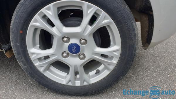 Ford Fiesta 1.2 82 TREND - GARANTIE 6 MOIS