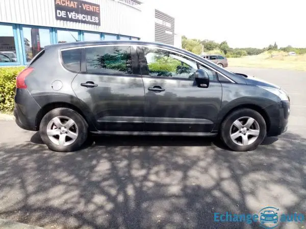 Peugeot 3008 BUSINESS 1.6 E-HDI 112