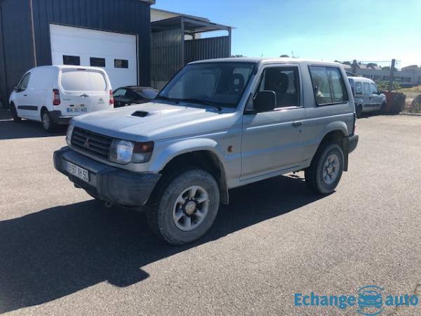 Mitsubishi Pajero 2.8 TD GLX 3p