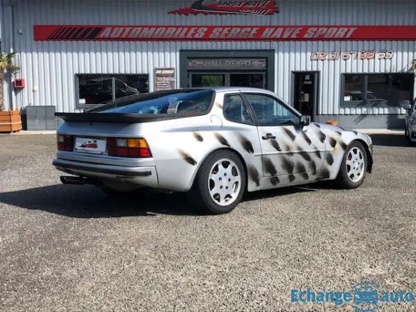 Porsche 944 S2