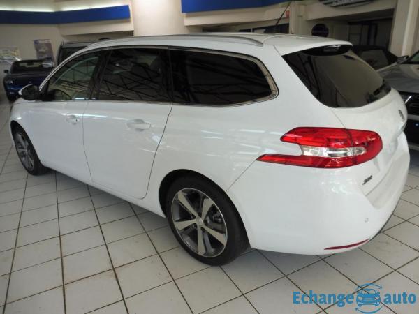 Peugeot 308 SW 1.5 BlueHDi 130 CH ALLURE