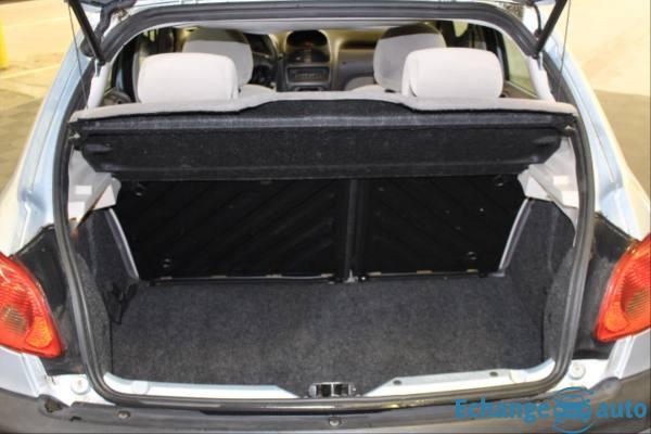 Peugeot 206 2.0 HDi XT Premium