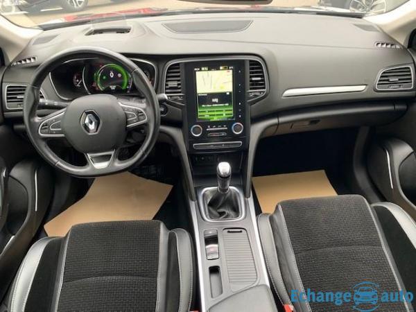 Renault Mégane IV BERLINE TCe 140 Energy Intens