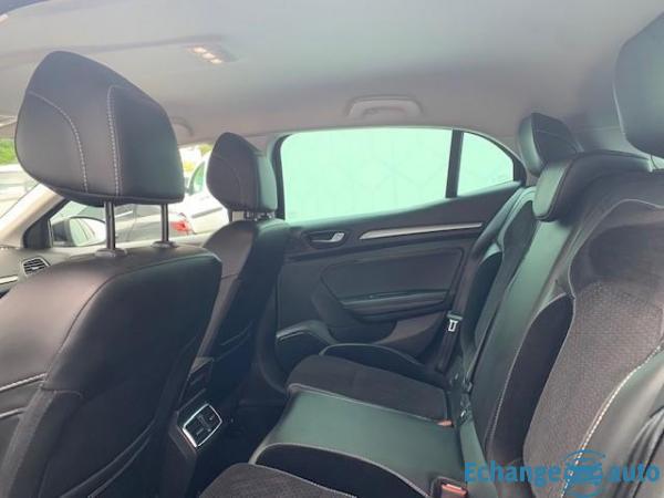 Renault Mégane IV BERLINE TCe 140 Energy Intens