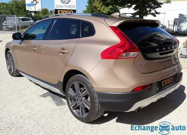 Volvo V40 Cross Country D3 150 SUMMUM GEATRONIC A