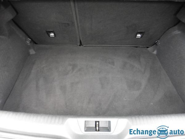 Renault Mégane IV BERLINE TCe 140 EDC FAP Intens