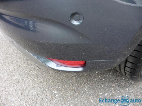 Renault Mégane IV BERLINE TCe 140 EDC FAP Intens