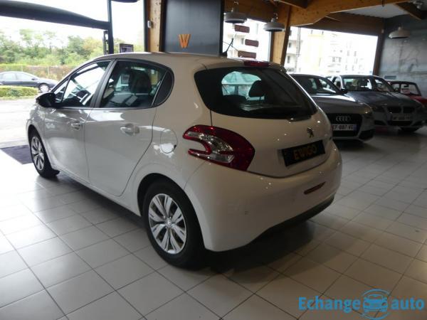 Peugeot 208 1.2 82 ch URBAN SOUL