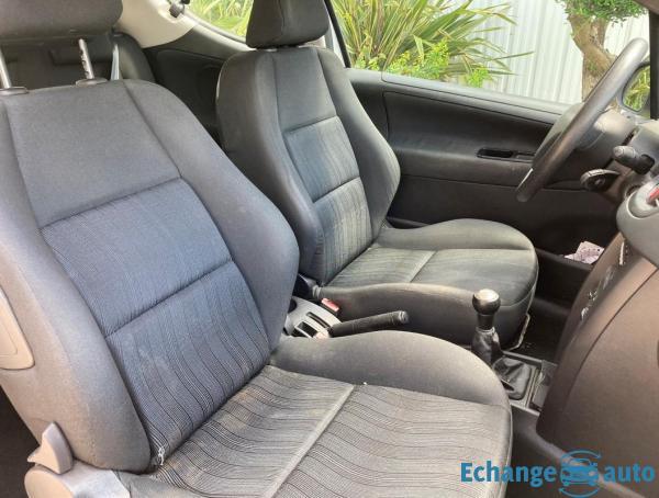 Peugeot 207 1.4L HDI 70CV TRENDY GARANTIE 3 MOIS