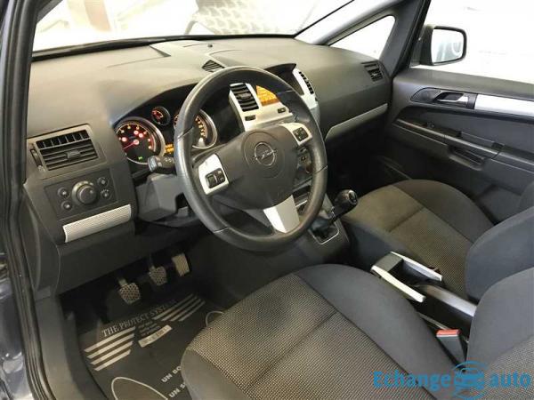 Opel Zafira 1.8 140 COSMO PACK