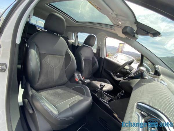 Peugeot 2008 1.2 PureTech 130ch S&S BVM6 Crossway