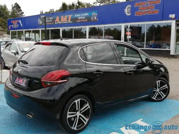 PEUGEOT 208 1.6 BlueHDi 120ch GT Line