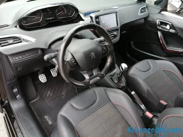 PEUGEOT 208 1.6 BlueHDi 120ch GT Line