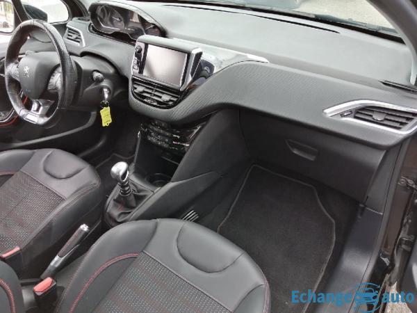 PEUGEOT 208 1.6 BlueHDi 120ch GT Line