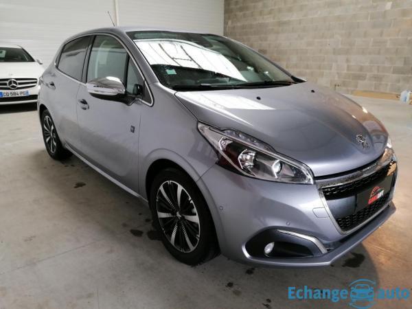 Peugeot 208 1.2 PURETECH 110 CH TECH EDITION - GARANTIE OCTOBRE 2021