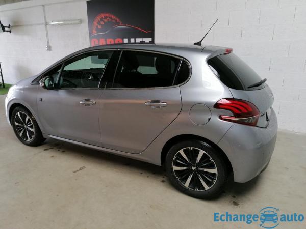 Peugeot 208 1.2 PURETECH 110 CH TECH EDITION - GARANTIE OCTOBRE 2021