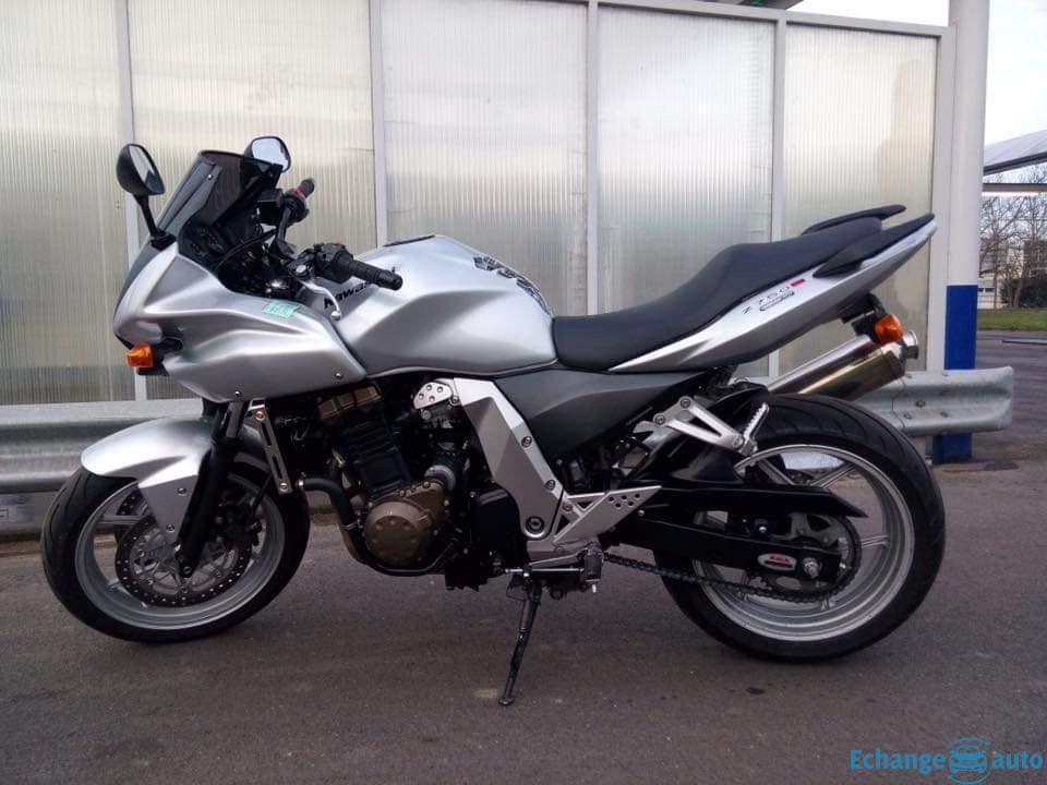 Kawasaki z750s