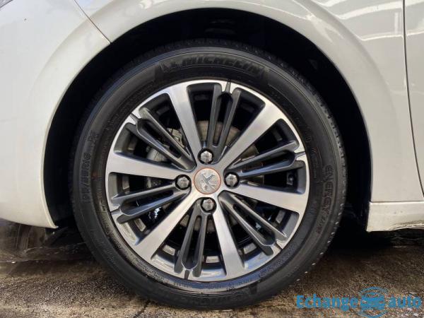 Peugeot 208 1.2 PureTech 110ch S&S BVM5 Roland Garros