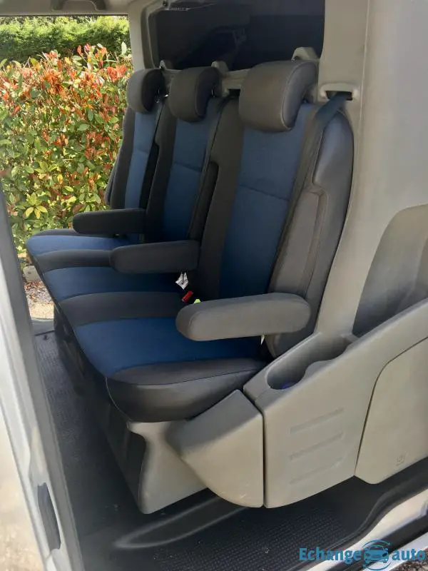 Renault trafic 2.0L 115cv 6 places