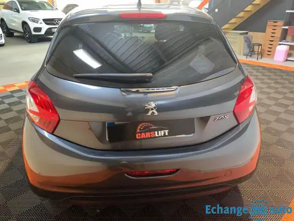 Peugeot 208 1.2 VTI 12V 82CH STYLE
