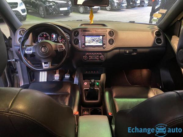 Volkswagen Tiguan R-LINE EXCLUSIVE 2.0 TDI BLUEMOTION 140CH