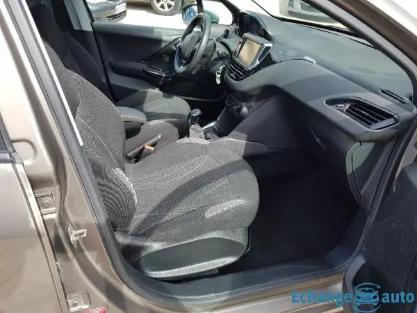 PEUGEOT 208  1.4 HDi 68ch BVM5 Business