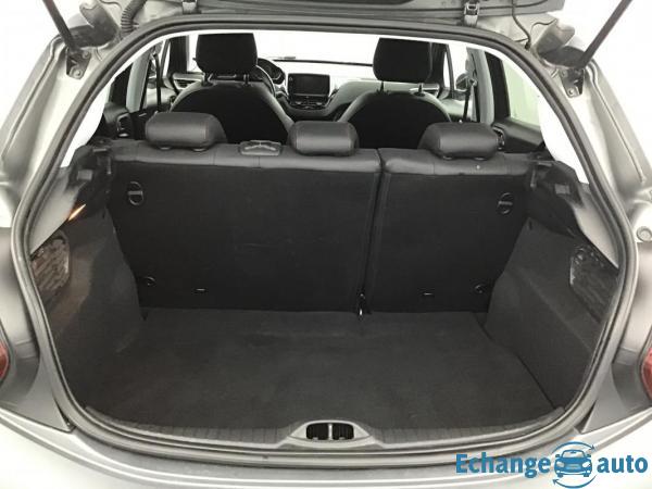 Peugeot 208 1.6 Blue-HDi GT Line 120 ch