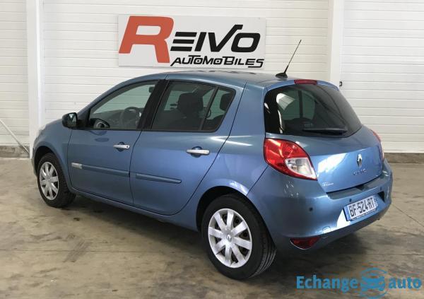 Renault Clio III dCi 90 eco2 Dynamique TomTom