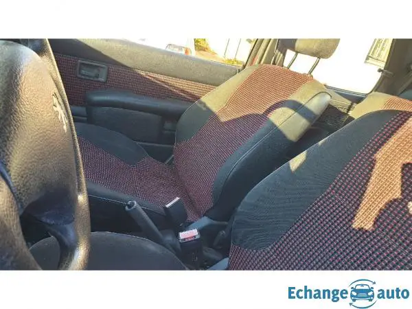 PEUGEOT 106 1.1i Color line