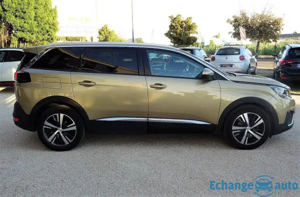 Peugeot 5008 1.6l BLUEHDI 120 CH S&S BVM6 ALLURE