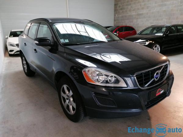 Volvo XC60 D3 DRIVE KINETIC 163 CH - GARANTIE 6 MOIS