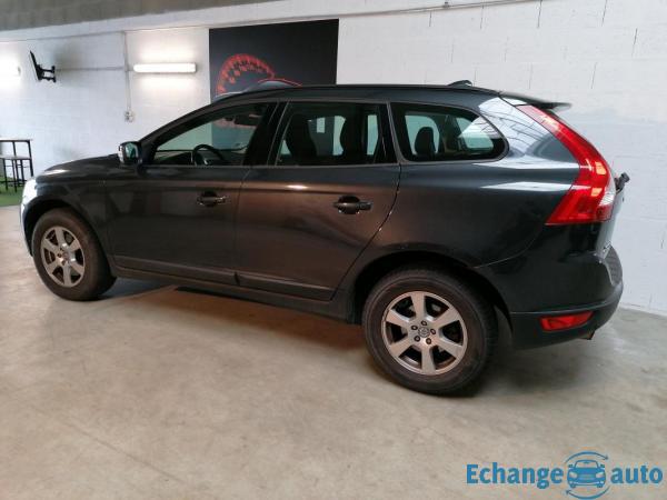 Volvo XC60 D3 DRIVE KINETIC 163 CH - GARANTIE 6 MOIS