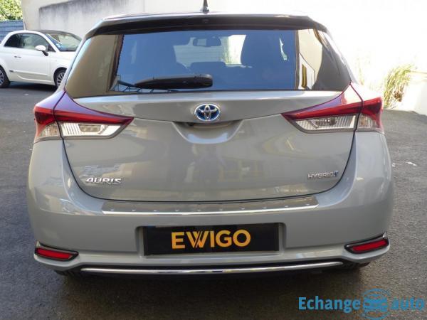 Toyota Auris HSD 136H COLLECTION RC18