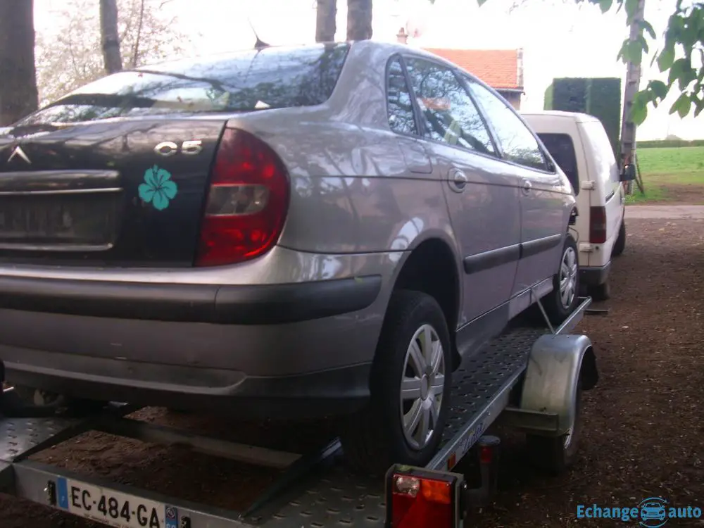 LOUE REMORQUE PORTE VOITURE  PTAC 3 T 5
