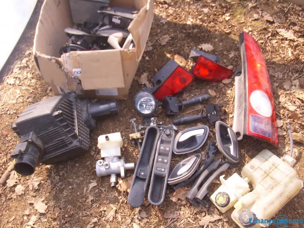 150€ LE LOTS DE  PICECES POUR RENAULT ESPACE 4