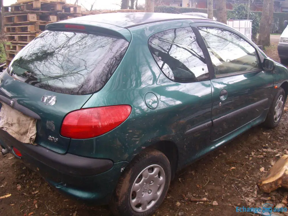 peugeot 206 3 portes essence 200€