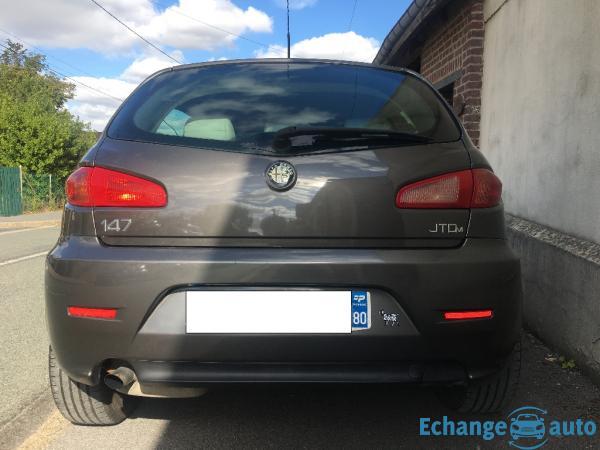 ALFA ROMEO 147 1.9 JTD M-JET 120 Distinctive