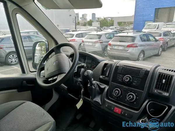 Peugeot Boxer III 3.2 l hdi 110 cv pack cd clim l1 h2 fap tole 330