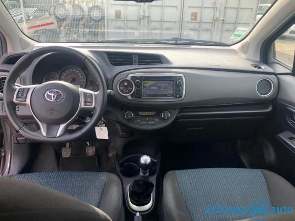 Toyota Yaris 100 VVT-i Lounge